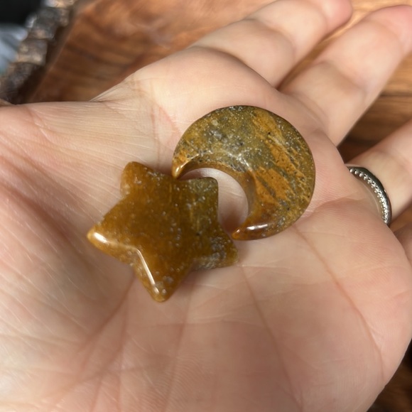 Crystals - Picture 5 of 5